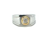 a picture of a ring with a diamond in it