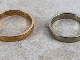Trois types de bagues différents sont représentés sur un fond blanc