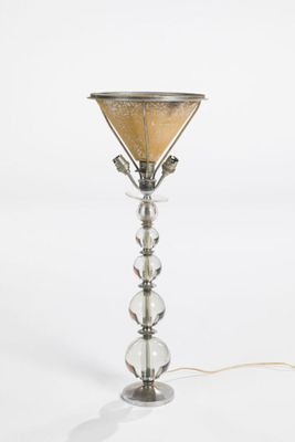 an image of a table lamp with a glass shade on it