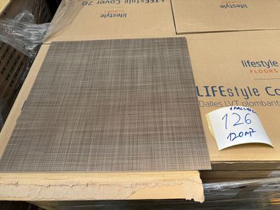 Lot d'environ 120 m² de dalles de sol PVC clipsables LX Haus…