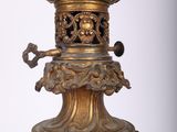 a lamp that is sitting on top of a table