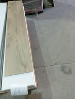 Lot d'environ 16,6 m² de revêtement de sol en lames imitatio…