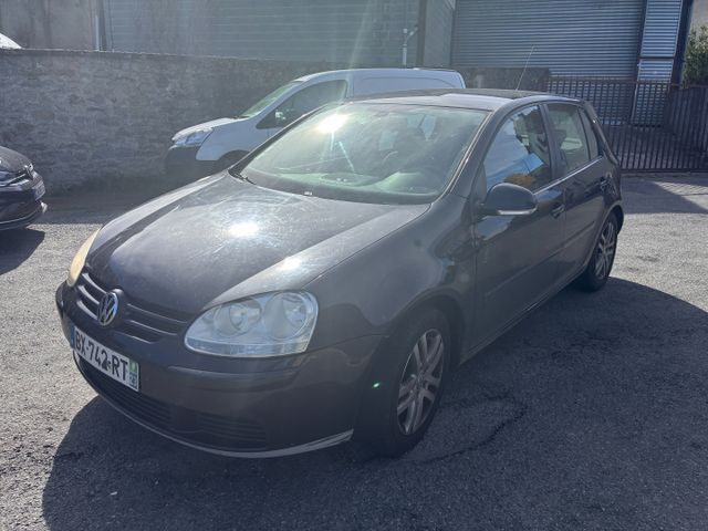 Véhicule particulier VOLKSWAGEN Golf V 1.9 TDi 105cv, immatriculé...