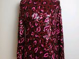 robe rose et noire à paillettes sur un mannequin, mannequin, mannequin, mannequin, mannequin, mannequin, mannequin, mannequin, mannequin, mannequin, mannequin, mannequin, mannequin, mannequin, mannequin, mannequin, mannequin, mannequin, mannequin, mannequin, mannequin, mannequin, mannequin, mannequin, mannequin, mannequin, mannequin, mannequin, mannequin, mannequin, mannequin, mannequin, mannequin, mannequin, mannequin, mannequin, mannequin, mannequin, mannequin, mannequin, mannequin, mannequin, mannequin, manne