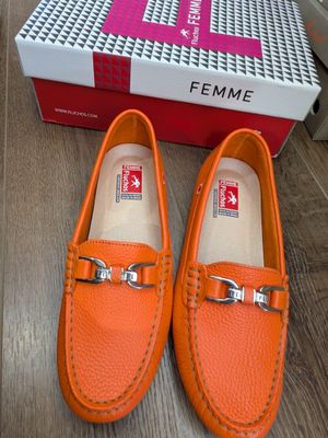 Paire de chaussures