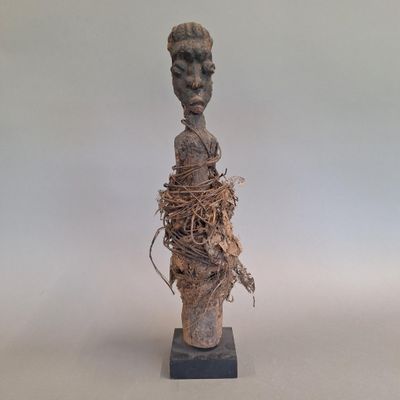 AFRIQUE DE L'OUEST Statuette fétiche Africaine
