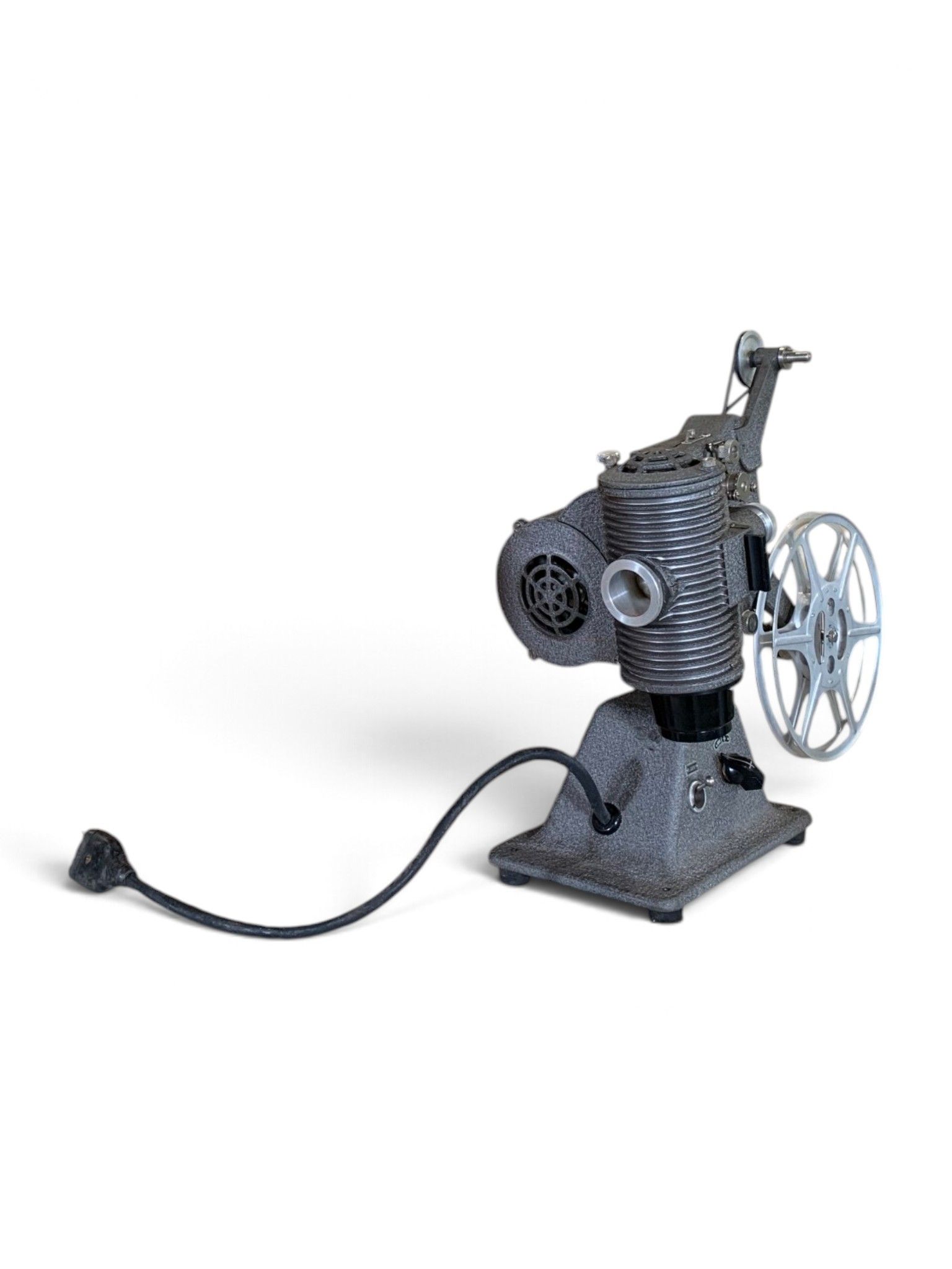 EMEL. Projecteur. Vendu sans garantie de fonctionnement.