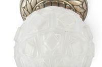 SUSPENSION boule en verre moulé, monture en métal argenté. (photo 3)