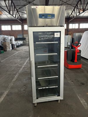 Armoire réfrigérée Friulinox, groupe EXTERNE, avec moteur, d…
