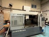 une machine qui se trouve à l'intérieur d'un bâtiment