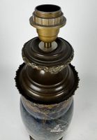 Lampe pied en verre émaillée à décor de volatiles dans un dé… (photo 3)
