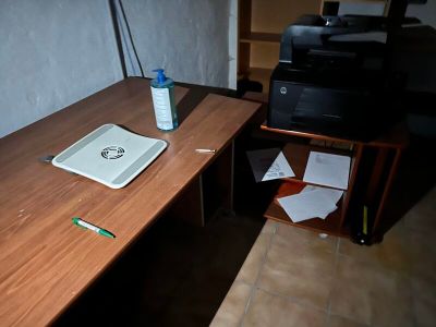 canapé 1 bureau 1 imprimante - Photo 1