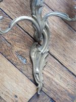 PAIRE D'APPLIQUES à trois bras de lumière de style rocaille. (photo 4)