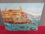 une peinture à l'huile représentant un tableau d'une petite ville perchée sur une falaise