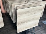 a lot of tables that are sitting on the floor
