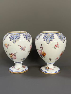 Dans le goût de la Manufacture de SEVRES