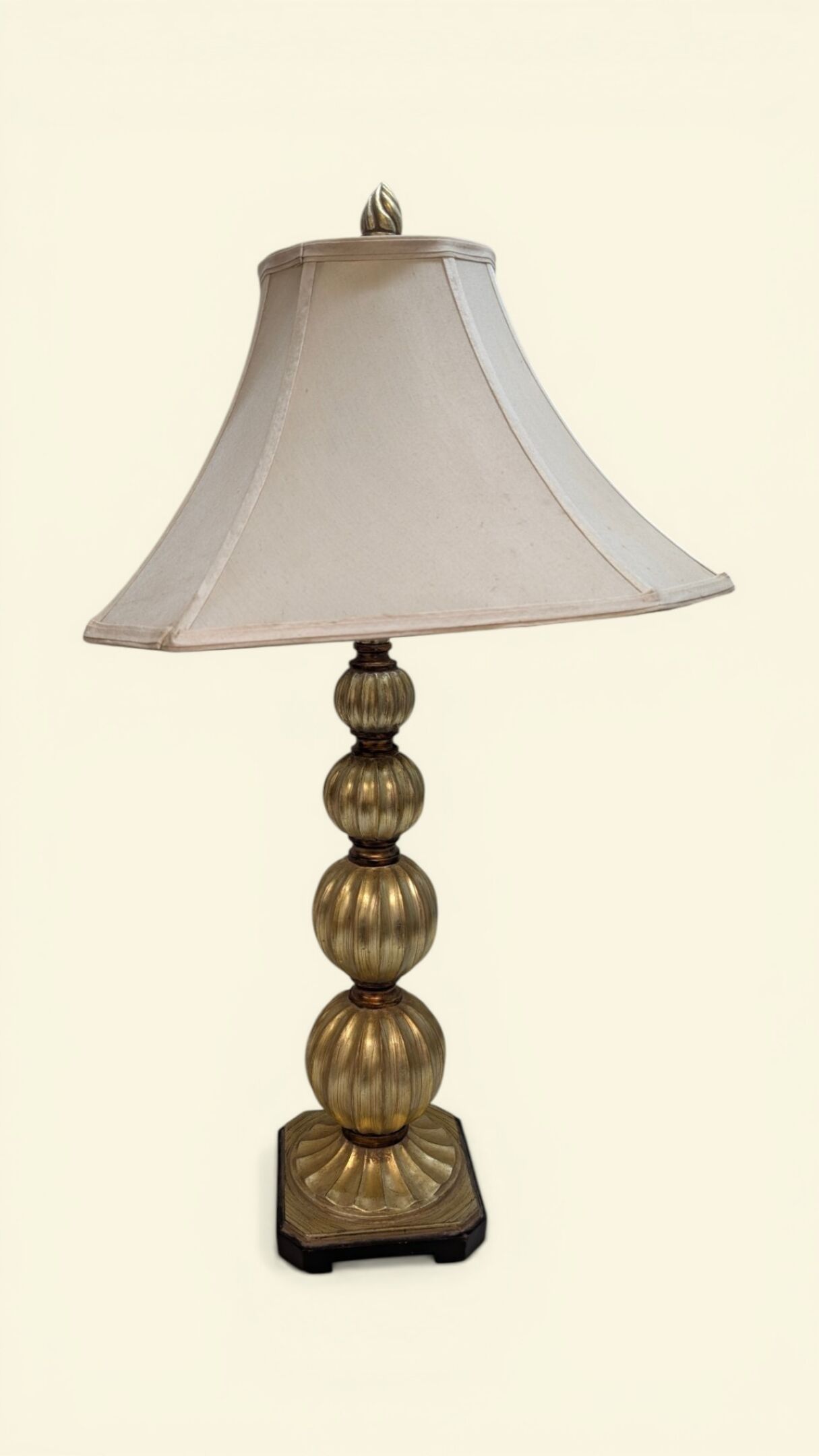 Objets d'art & Curiosités