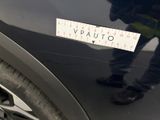 a sticker on the hood of a car that says vauto