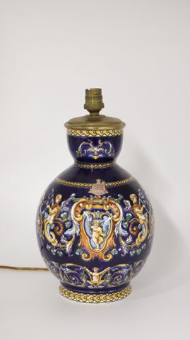 Gien : pied de lampe en faïence décor Renaissance H : 30