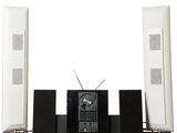une image représentant une chaîne hi-fi avec deux haut-parleurs et une radio