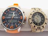 deux montres posées l'une à côté de l'autre sur une serviette