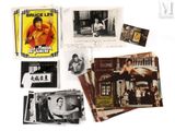 une image représentant un tas de vieilles photos et d'illustrations de Bruce Lee