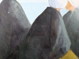 une peinture à l'huile représentant trois femmes vêtues de robes noires et jaunes