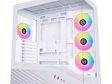 un boîtier d'ordinateur blanc surmonté de trois ventilateurs colorés