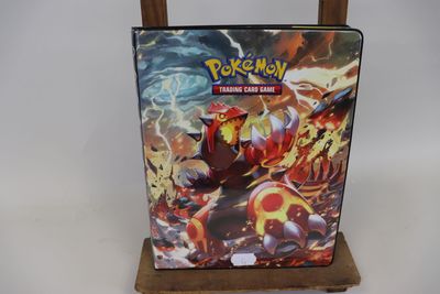 Classeur (4) de 180 cartes Pokemon comprenant Roigada, Golgo… - Photo 1
