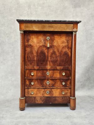 Secrétaire à colonnes détachées en placage d'acajou ouvrant …