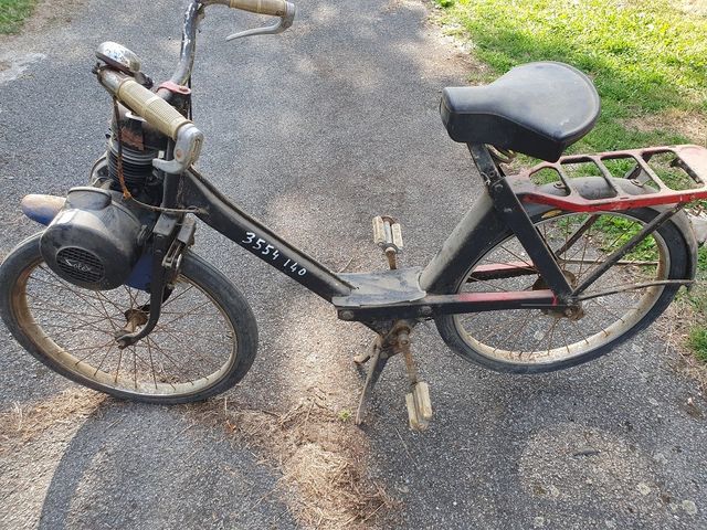 Vélo Solex type 3300 immatriculée BL-513-T, 1ère mise en circulat...
