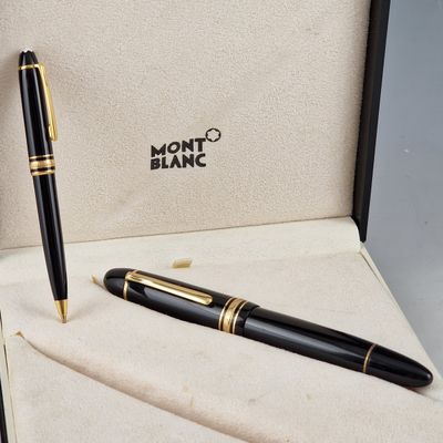 le stylo se trouve dans la boîte, qui est ouverte