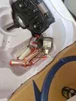 Drone UDIR/C en carton d'origine avec radiocommande, huit ba… (photo 2)