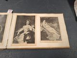 deux vieilles photos en noir et blanc d'une femme en robe blanche