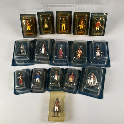 de nombreuses figurines miniatures exposées