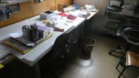 - 1 Vieux bureau