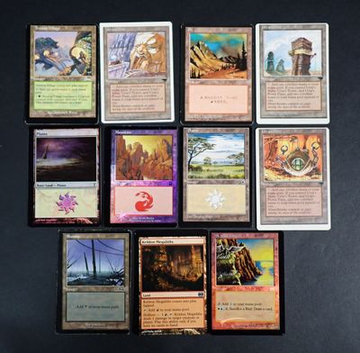 a lot of cards that are on the table
