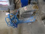 an image of a machine that is sitting on the ground