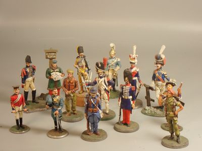 Figurines d'artistes - Divers - 54 mm, réunion de 12 figurin…