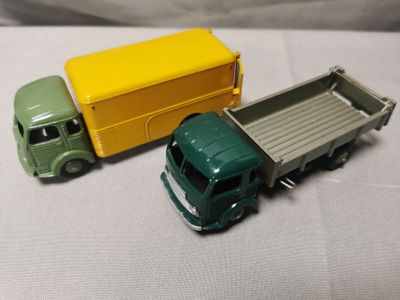 DINKY TOYS FR Camion SIMCA Cargo vert et jaune, Réf. 33.