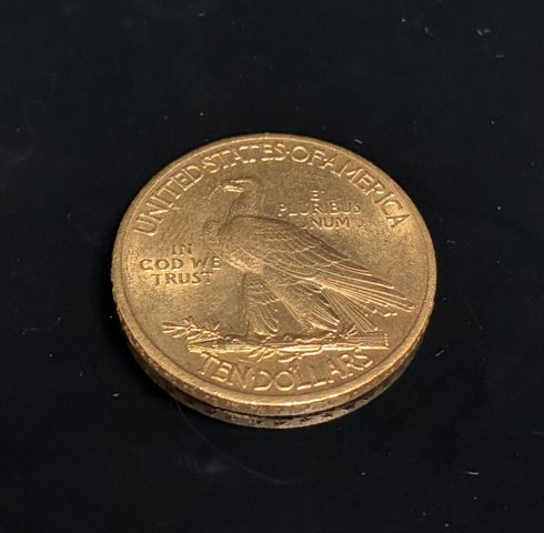 Une pièce de monnaie de dix dollars en or 1908. Poids brut : 16,7...