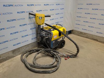 an image of a machine that is sitting in a room