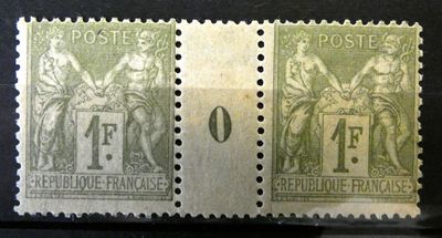 deux vieux timbres-poste sur lesquels figurent un homme et une femme