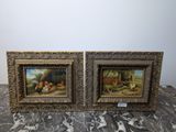deux tableaux encadrés représentant des poulets et des poulets posés sur une table