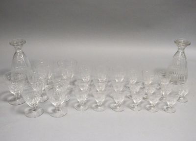 SAINT LOUIS. Partie de service de verres en cristal de 28 pi…