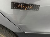a sticker that says vauto on the side of a car