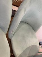 Lot de 4 chaises vertes pieds dorés en daim de marque SKLUM … (photo 3)