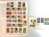 une photo d'une carte postale et une carte postale sur laquelle sont collés des timbres
