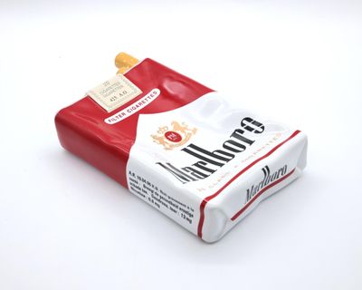 MARLBORO, Cendrier/vide-poche en faïence émaillée polychrome…