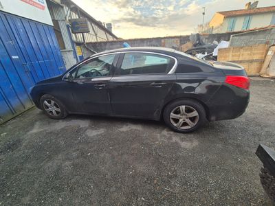 Véhicule PEUGEOT 508, immatriculé BN-012-FL, date première i…